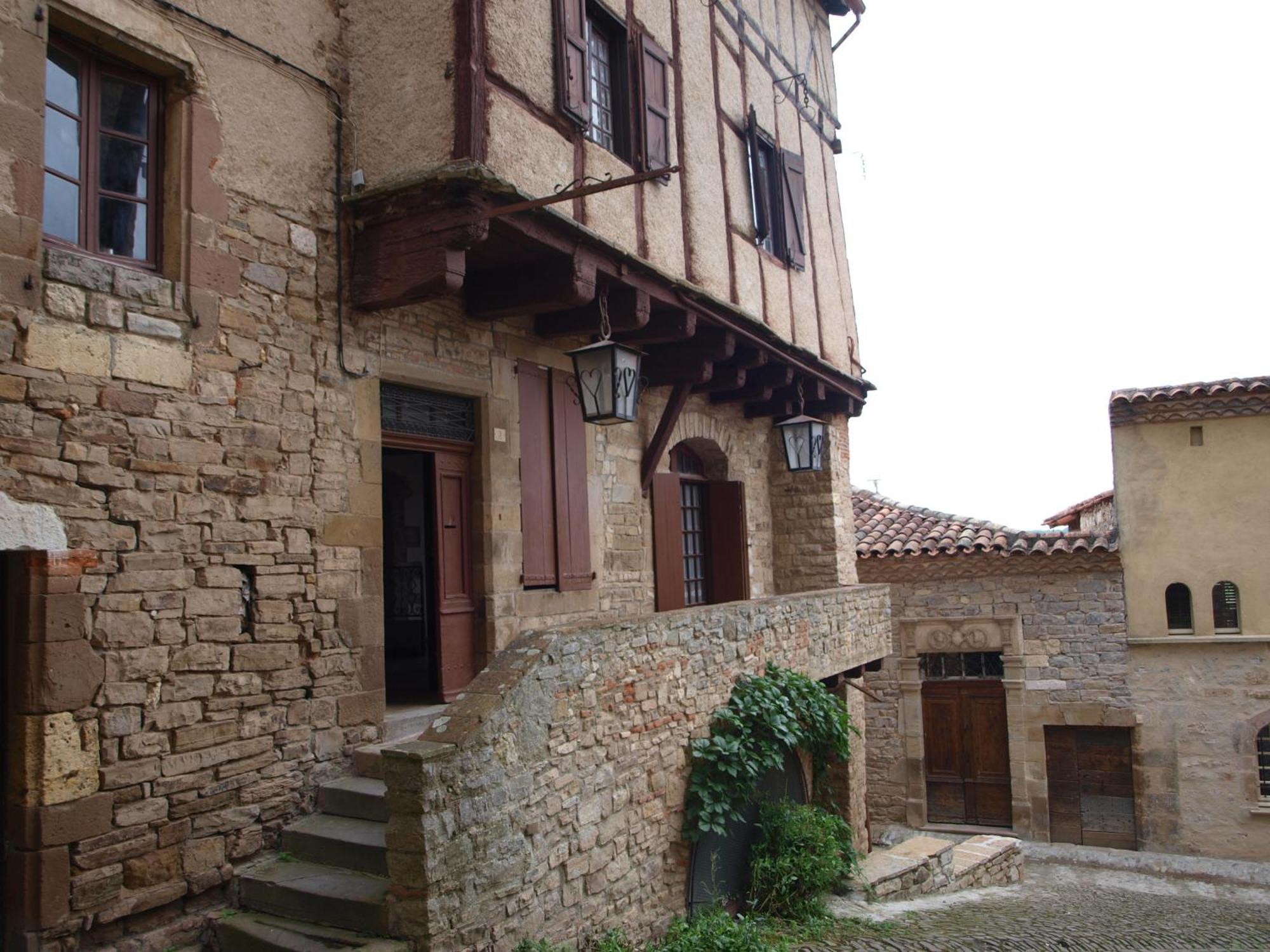 La Maison Du Tuadou Cordes Sur Ciel Ngoại thất bức ảnh